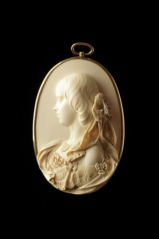 Carved Ivory Oval Portrait Medallion of the Young Queen Victoria (Reigned 1837-1901)